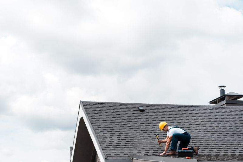 Summer Roofing Challenges